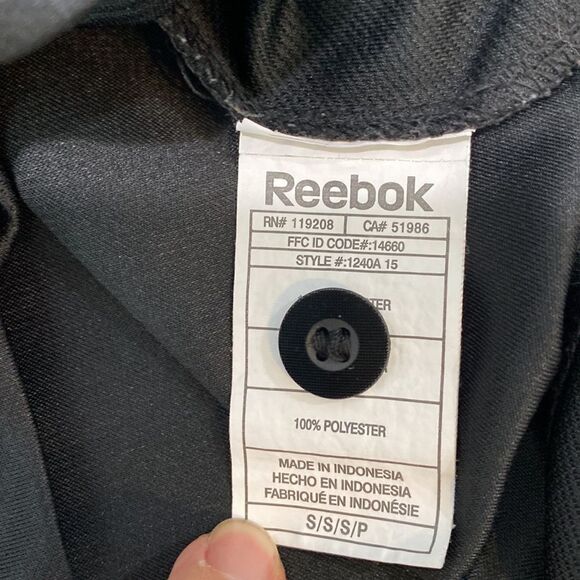 Reebok NHL Center Ice Collection New York Islanders Polo Shirt Black Size Small - Picture 6 of 9